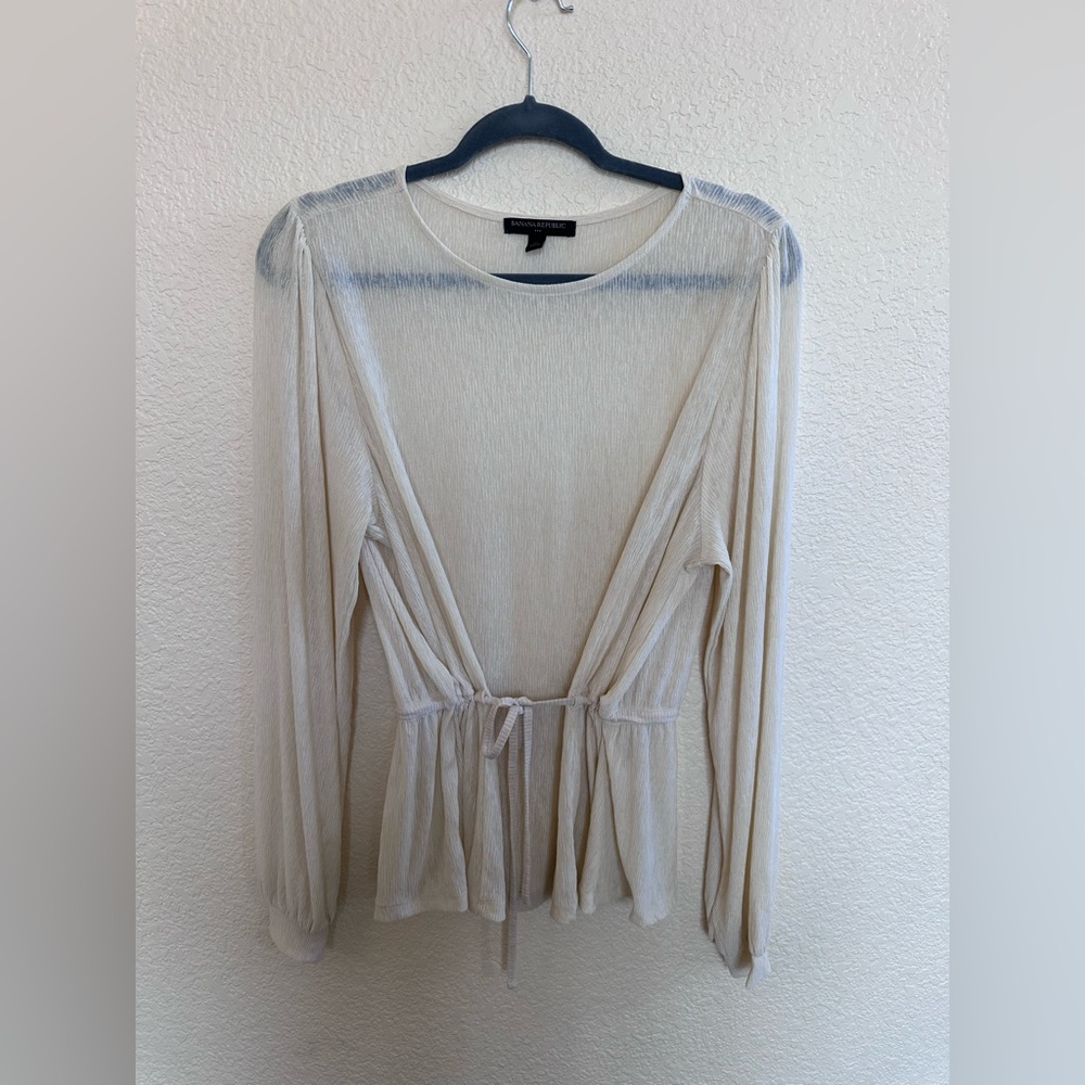 Banana Republic Cream Sheer Long Sleeve Blouse Size medium